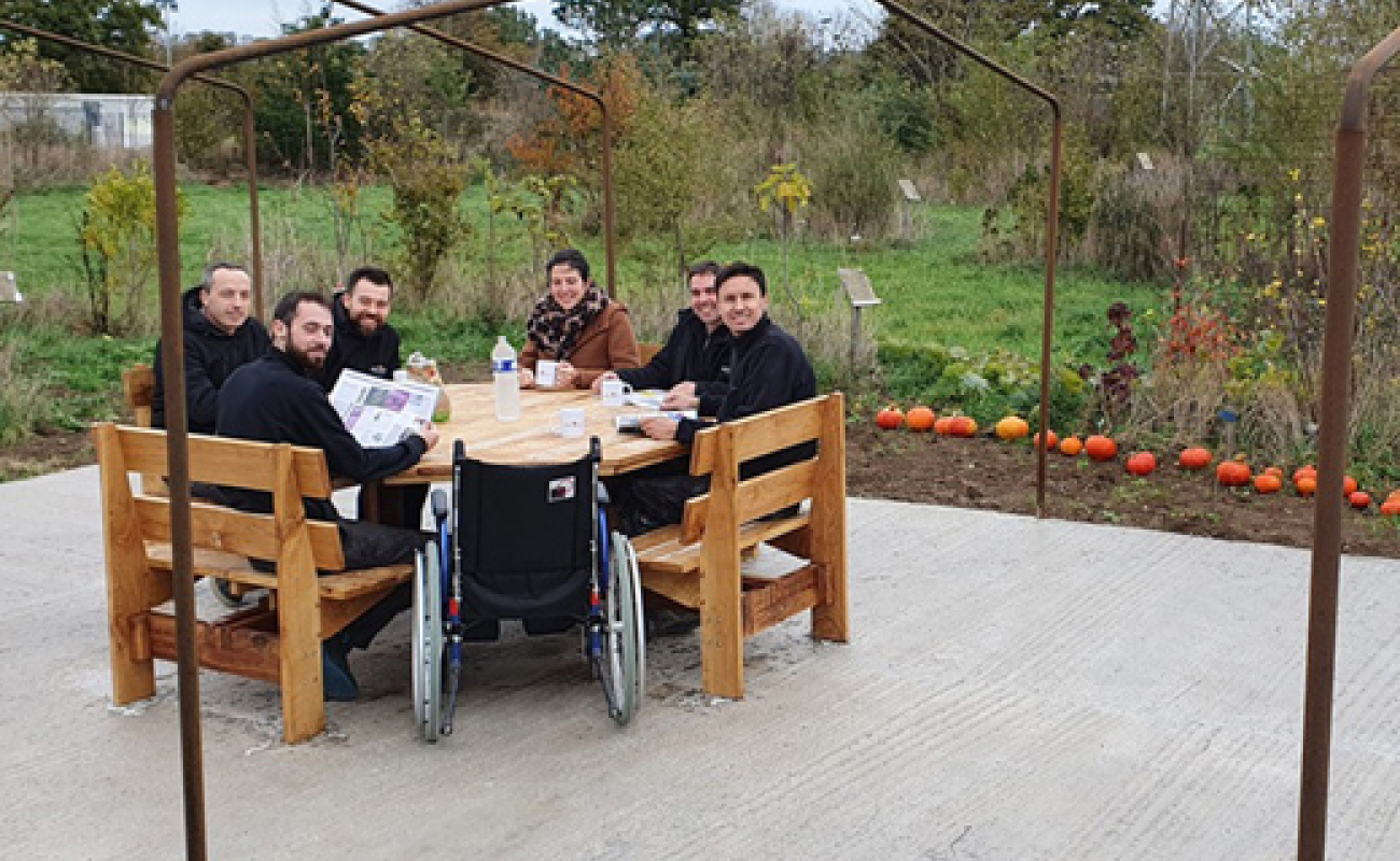 Un « jardin-forêt » au cœur d’une entreprise de plomberie