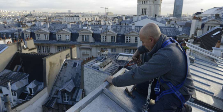 Couvreurs zingueurs à l'Unesco - Gérard Mermet