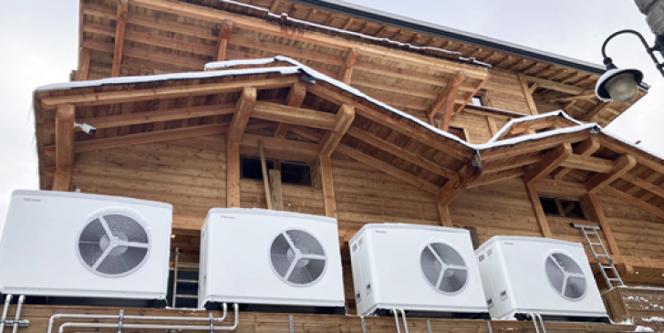 4 jours pour monter une chaufferie : un test grandeur nature pour les futurs plombiers